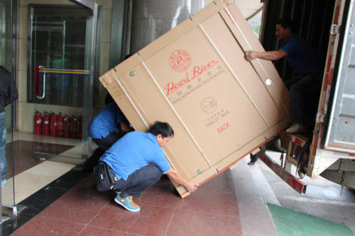 轵城镇钢琴贵重工艺品无忧运